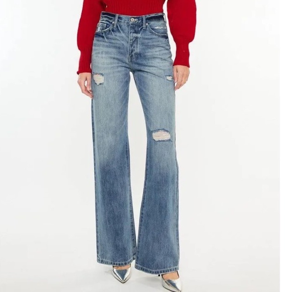 KanCan Montana Ultra High Rise 90s Flare Jeans Medium Wash Size 9/28